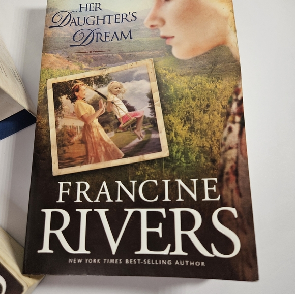 Francine Rivers Marta's Legacy box set book one & two - Picture 4 of 8
